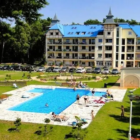 Apartment With Swimming Pool, Lukecin